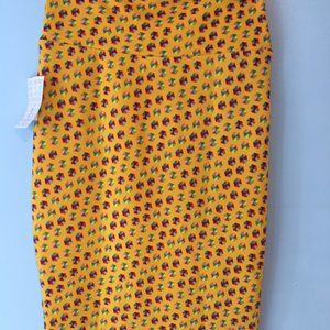 Yellow Lularoe Cassie Skirt Small NWT